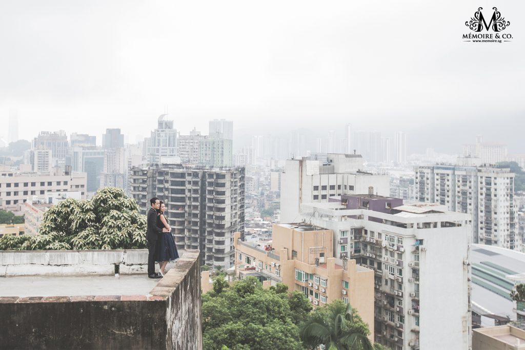 couple romances on Oversea Pre Wedding Photoshoot