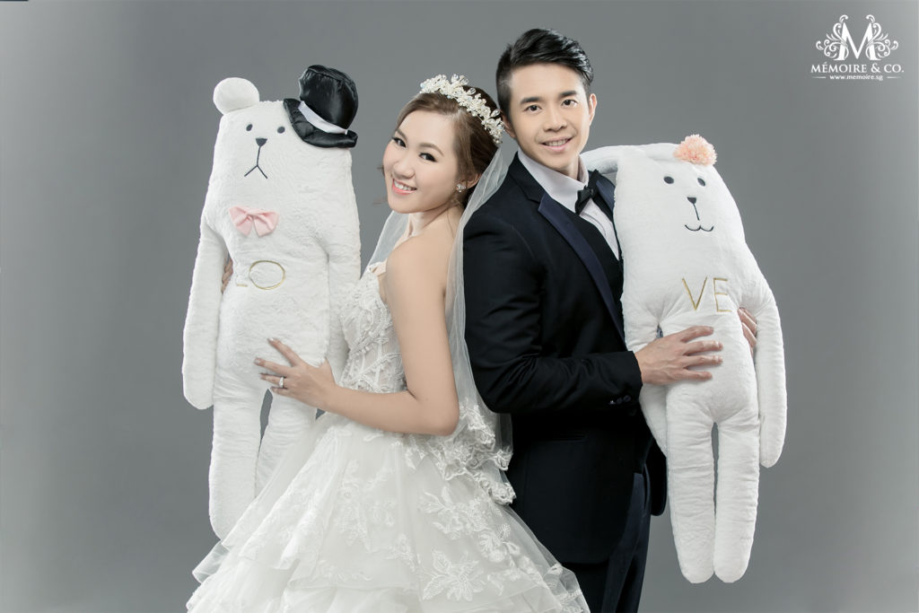 pre wedding couple Malcom Pow & Evelyn Teo Jingwen Photography