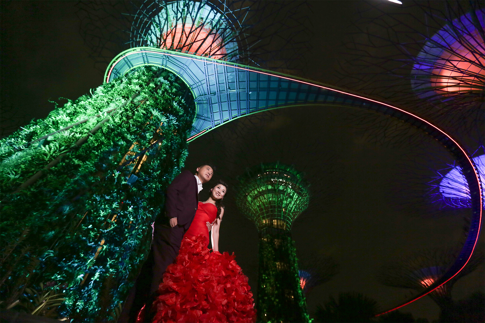 Singapore photoshoot for pre wedding couple