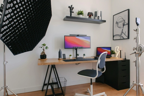 High resolution computer monitor